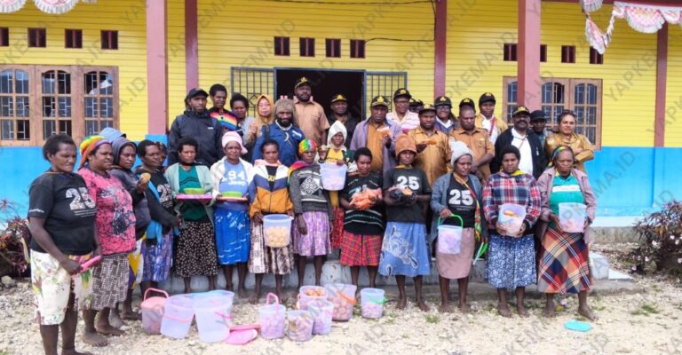 Mama-mama memperjuangkan Hak Ekonomi mereka