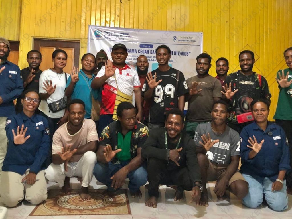 Kegiataan edukasi kesehatan reproduksi dan pencegahan HIV/AIDS di Asrama Mahasiswa Puncak, Nabire, Selasa 12 Mei 2026 (Dok. Yapkema)