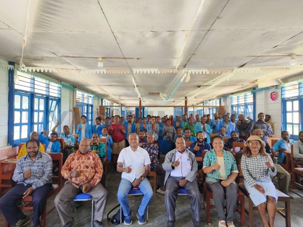 Seminar IMS HIV/AIDS STT Walter Post